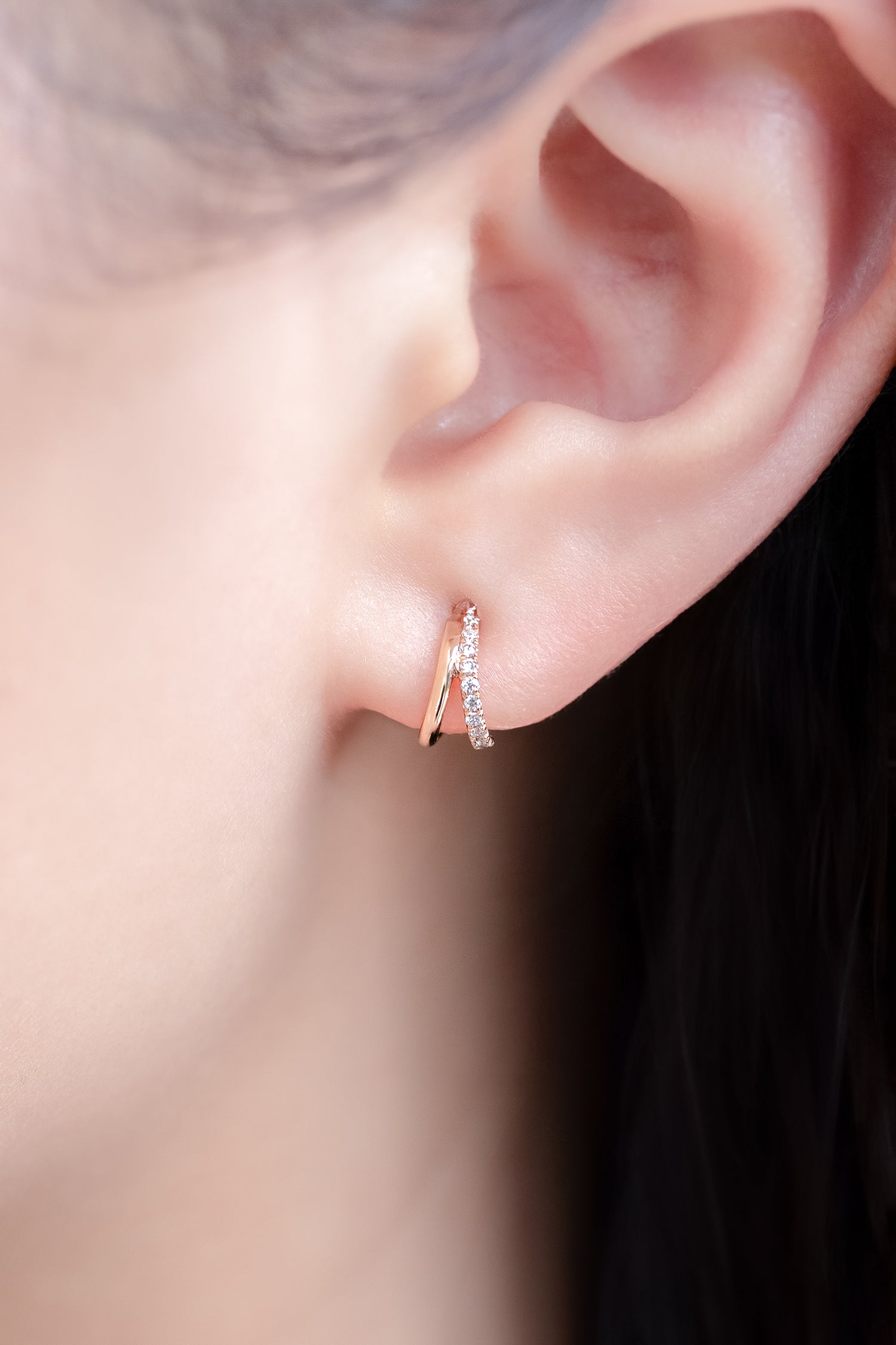Double Tiny C Diamond 14/18K Gold Hoop Earrings