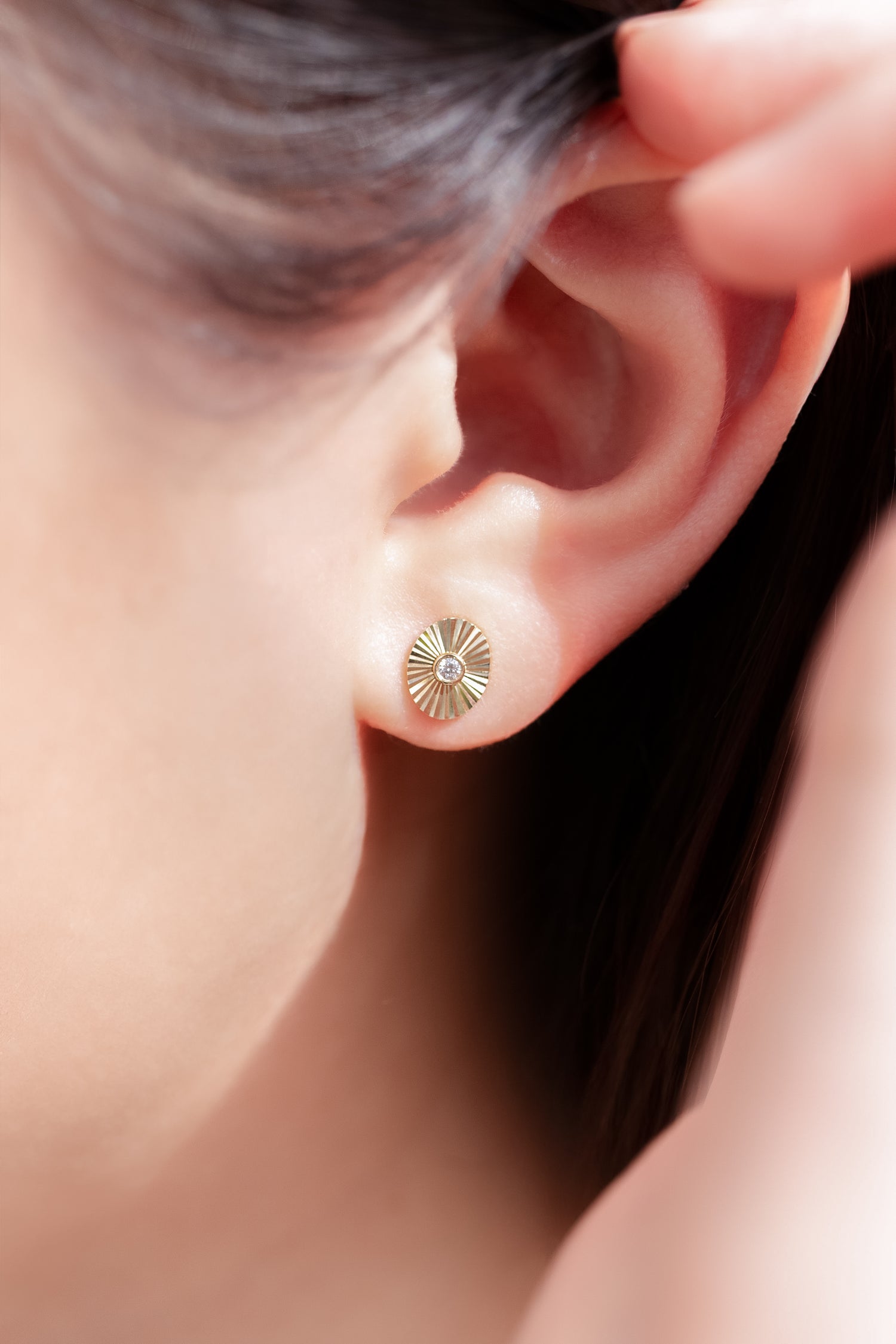 Champion Diamond 0.02+0.02ct 14/18K White Gold Stud Earrings