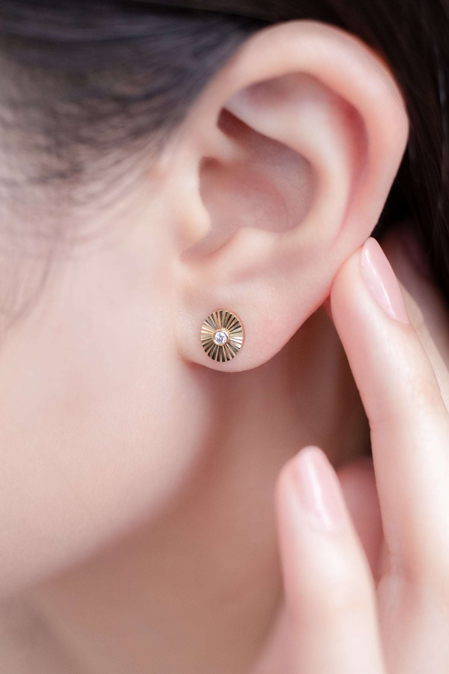 Champion Diamond 0.02+0.02ct 14/18K White Gold Stud Earrings