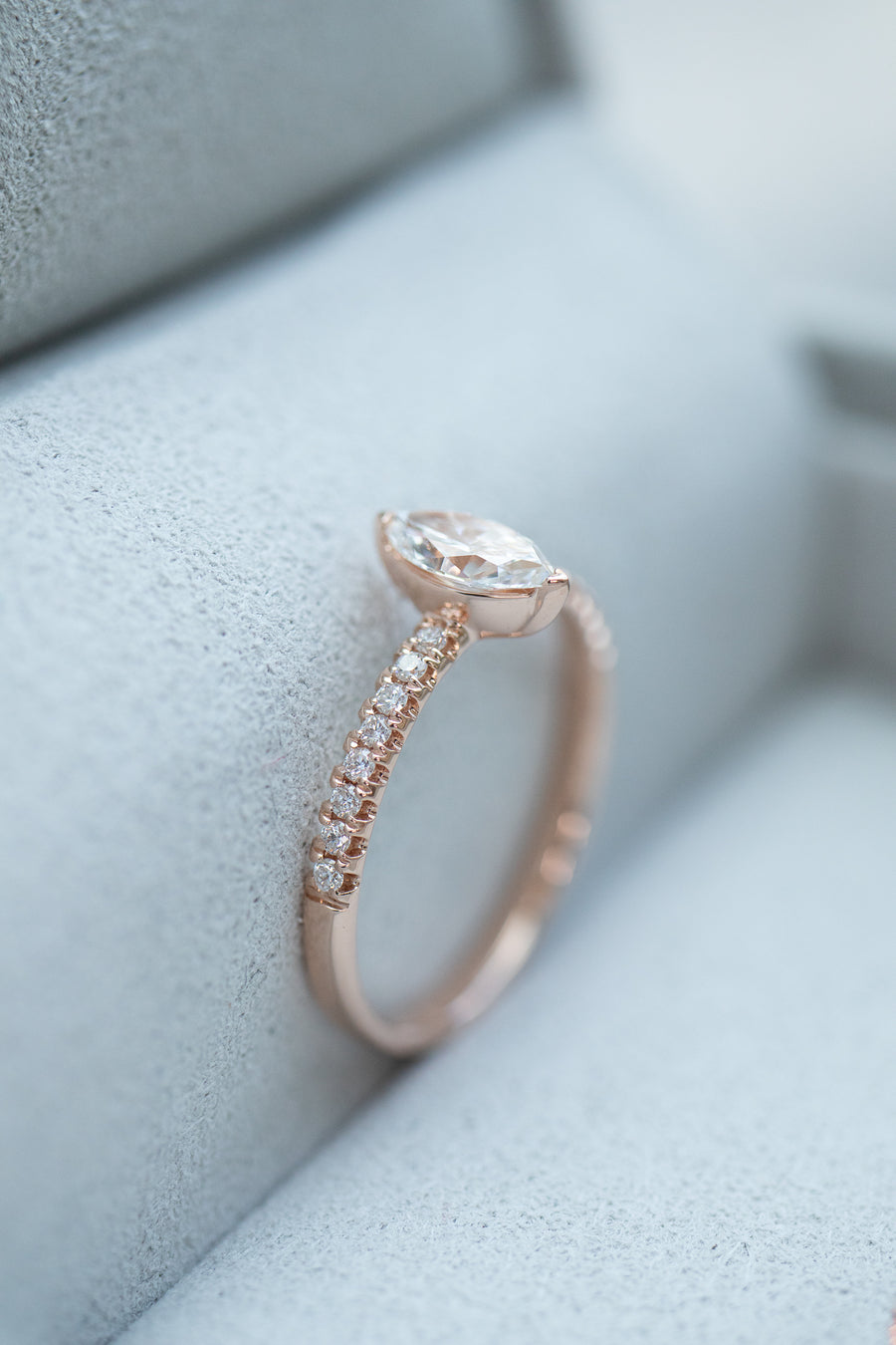 Brilliant Cut Marquise Diamond 0.40ct (With GIA Certificate) & diamonds 18K Rose Gold Ring