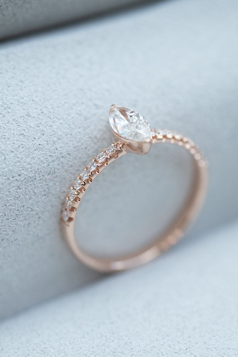 Brilliant Cut Marquise Diamond 0.40ct (With GIA Certificate) & diamonds 18K Rose Gold Ring