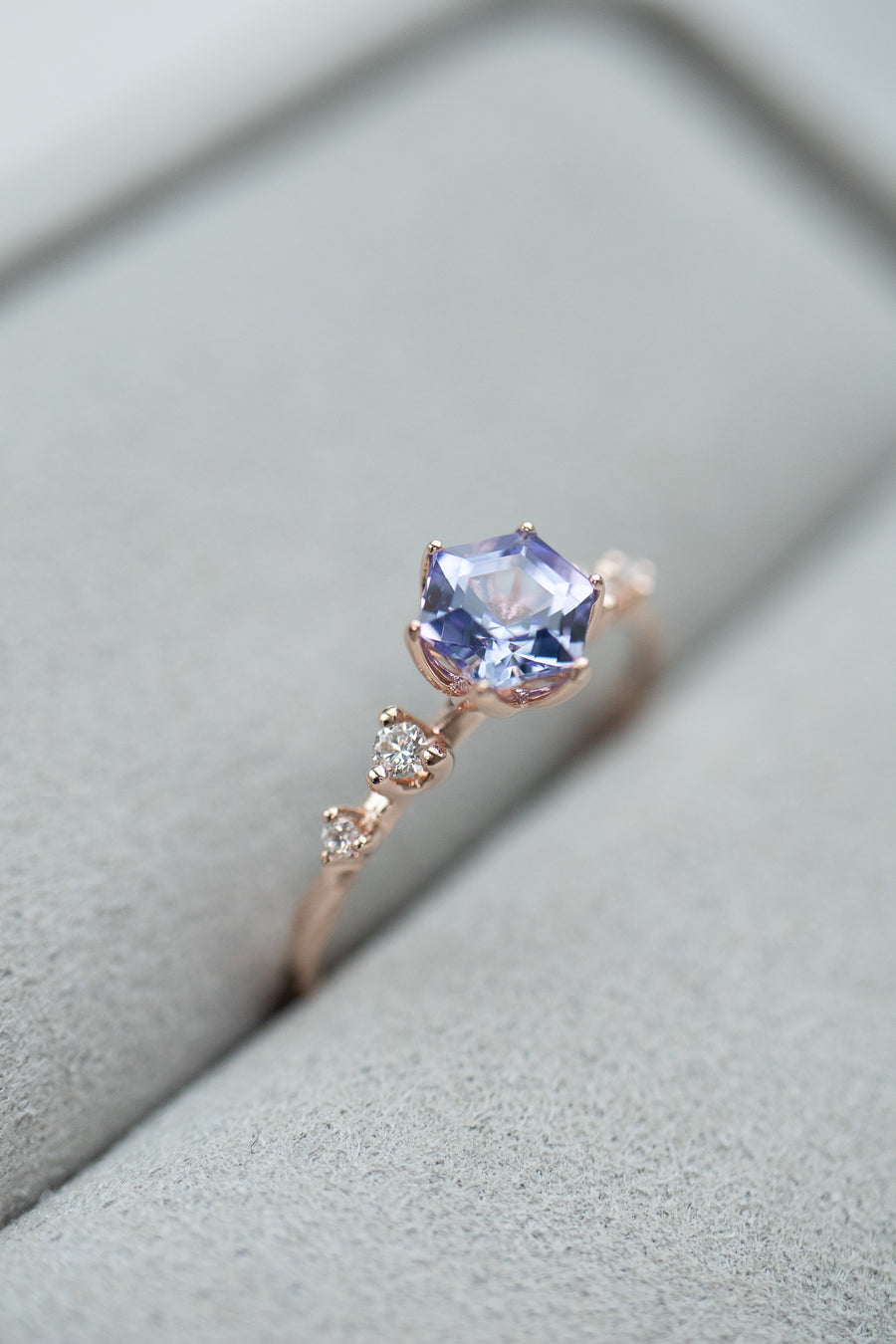 PREORDER - ~0.60ct Hexagon Tanzanite & Diamonds 14/18K Gold Twisted Ring