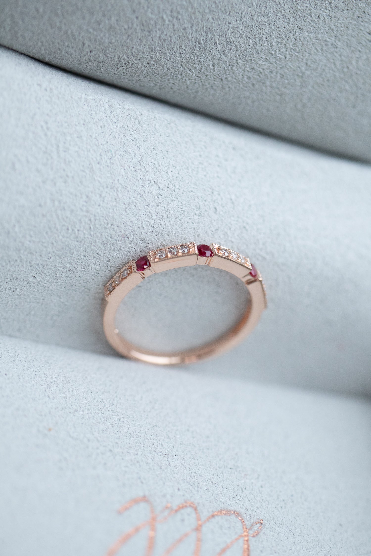 Roma Ruby total 0.12ct & Diamonds 18K Gold Ring