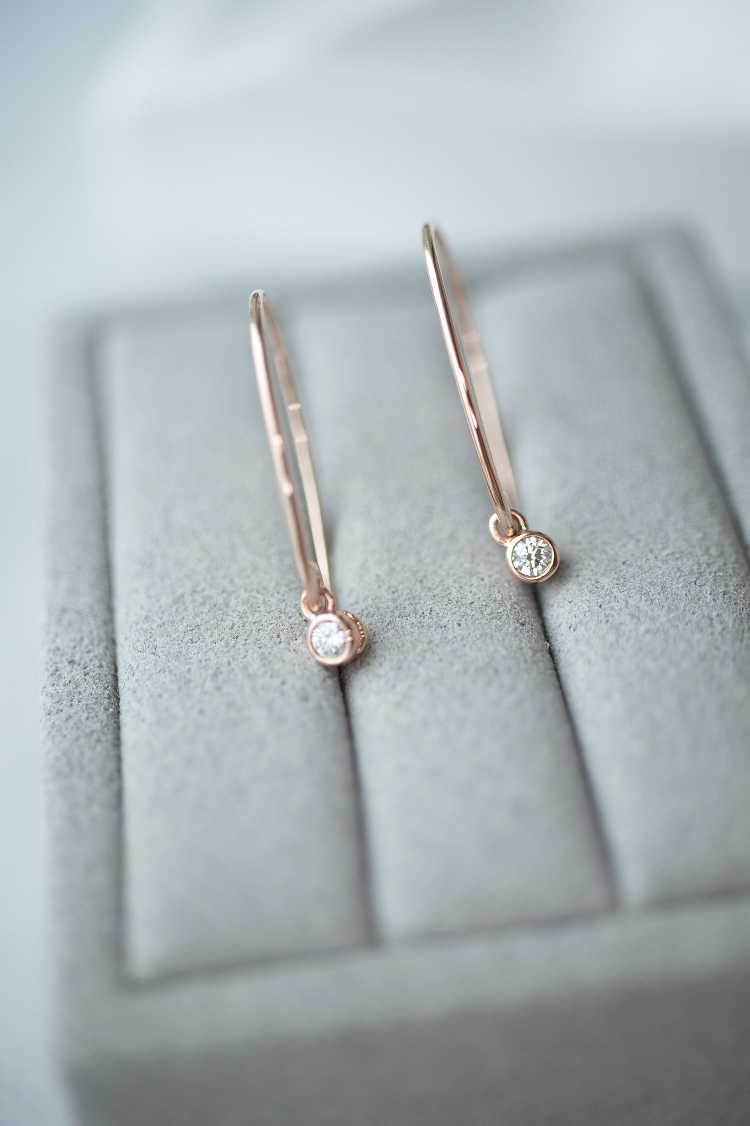 Gouttes de pluie Diamond 0.05+0.05ct 18K Gold Hoop Earrings
