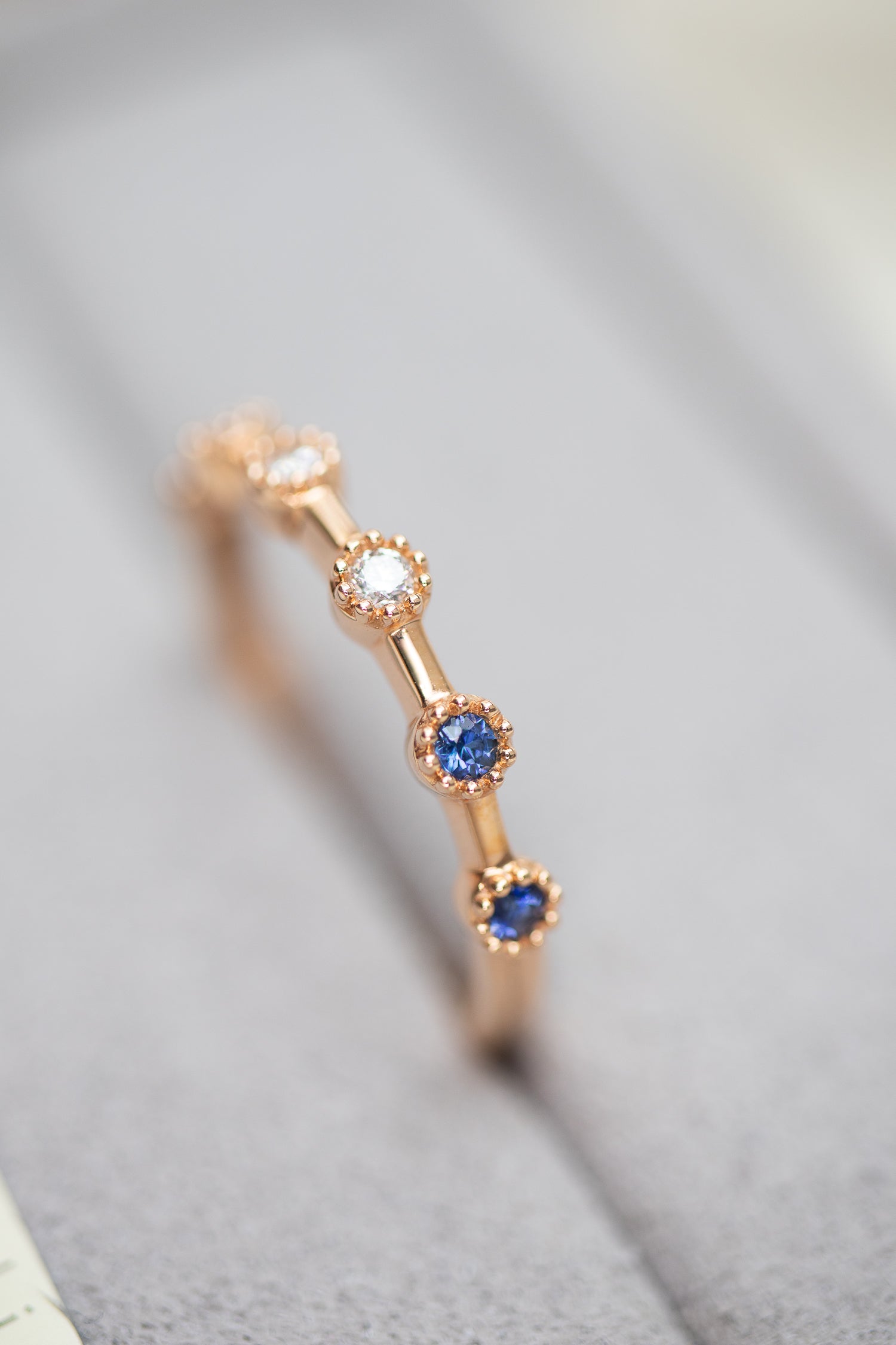 Larmes bleues Sapphire & diamonds 18K Gold Ring