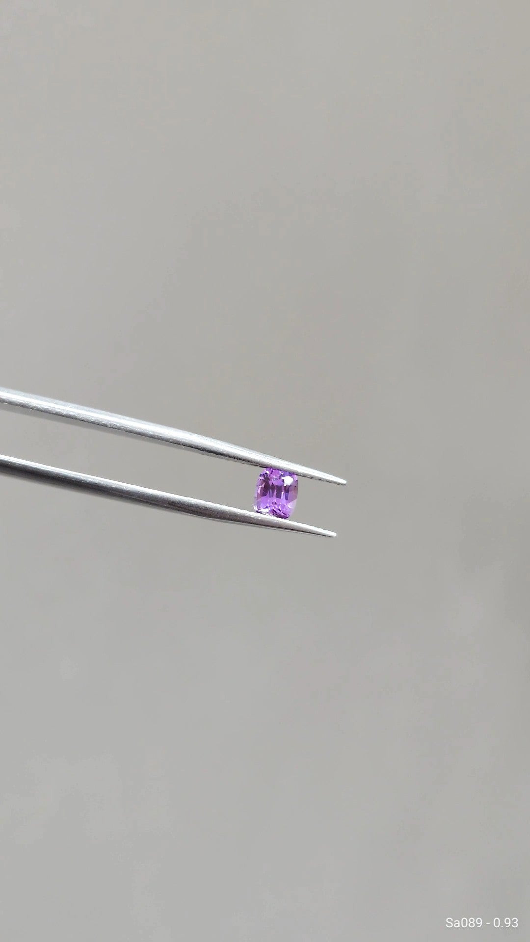 Loose Stone - Purplish Pink Cushion Sapphire 0.93ct (With Certificate)