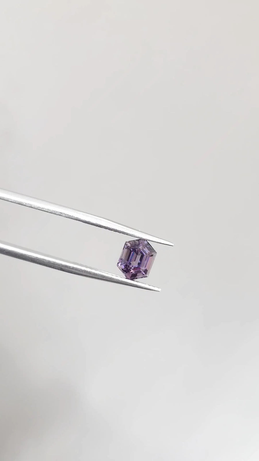 Loose Stone - Greylish Purple Hexagon Spinel 1.58ct (With Certificate)