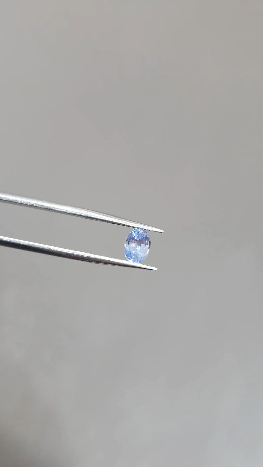 Loose Stone - Ice Blue Oval Sapphire 1.23ct (With Certificate)