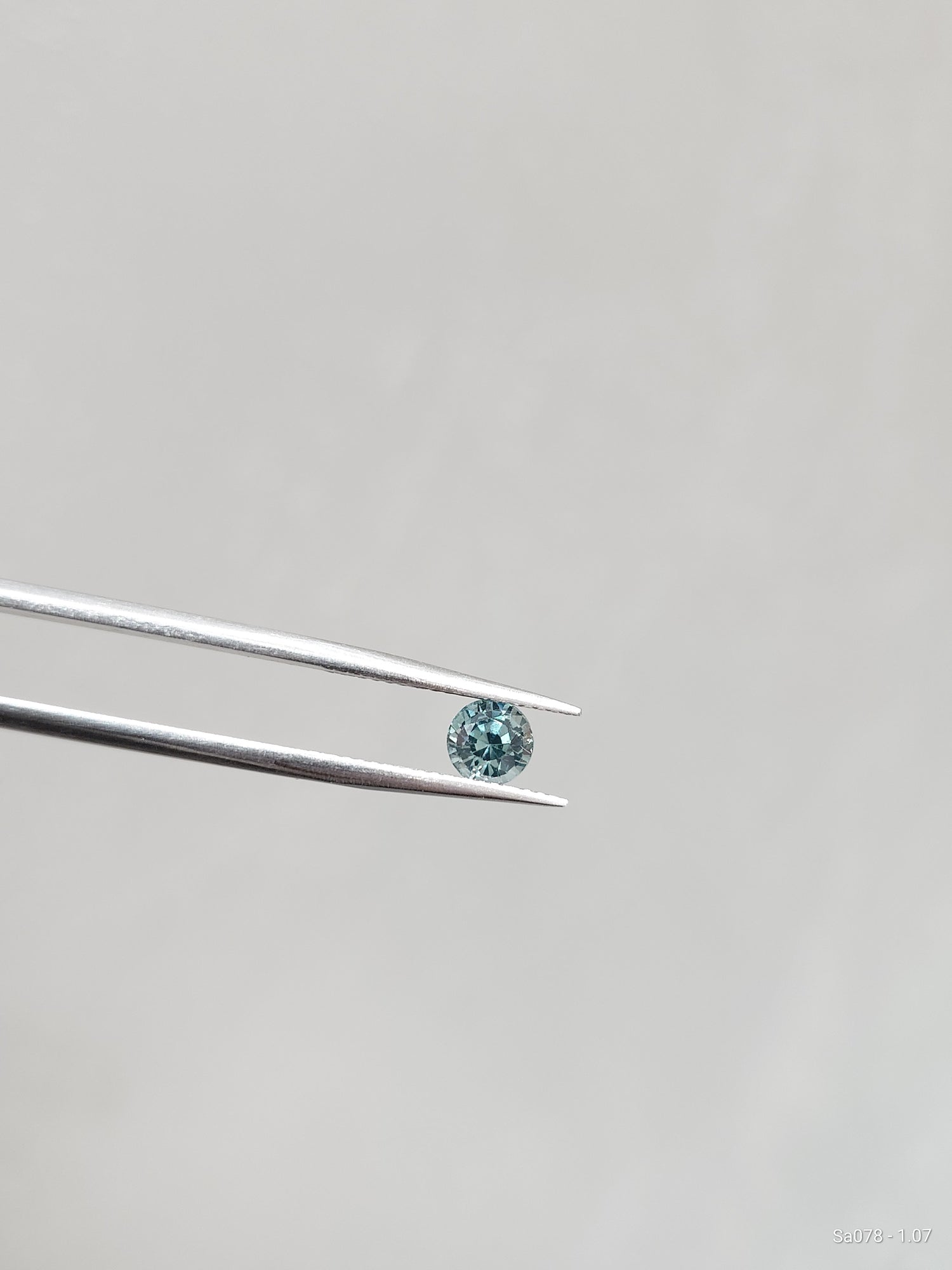 Loose Stone - Teal Green Round Sapphire 1.07ct (With Certificate)