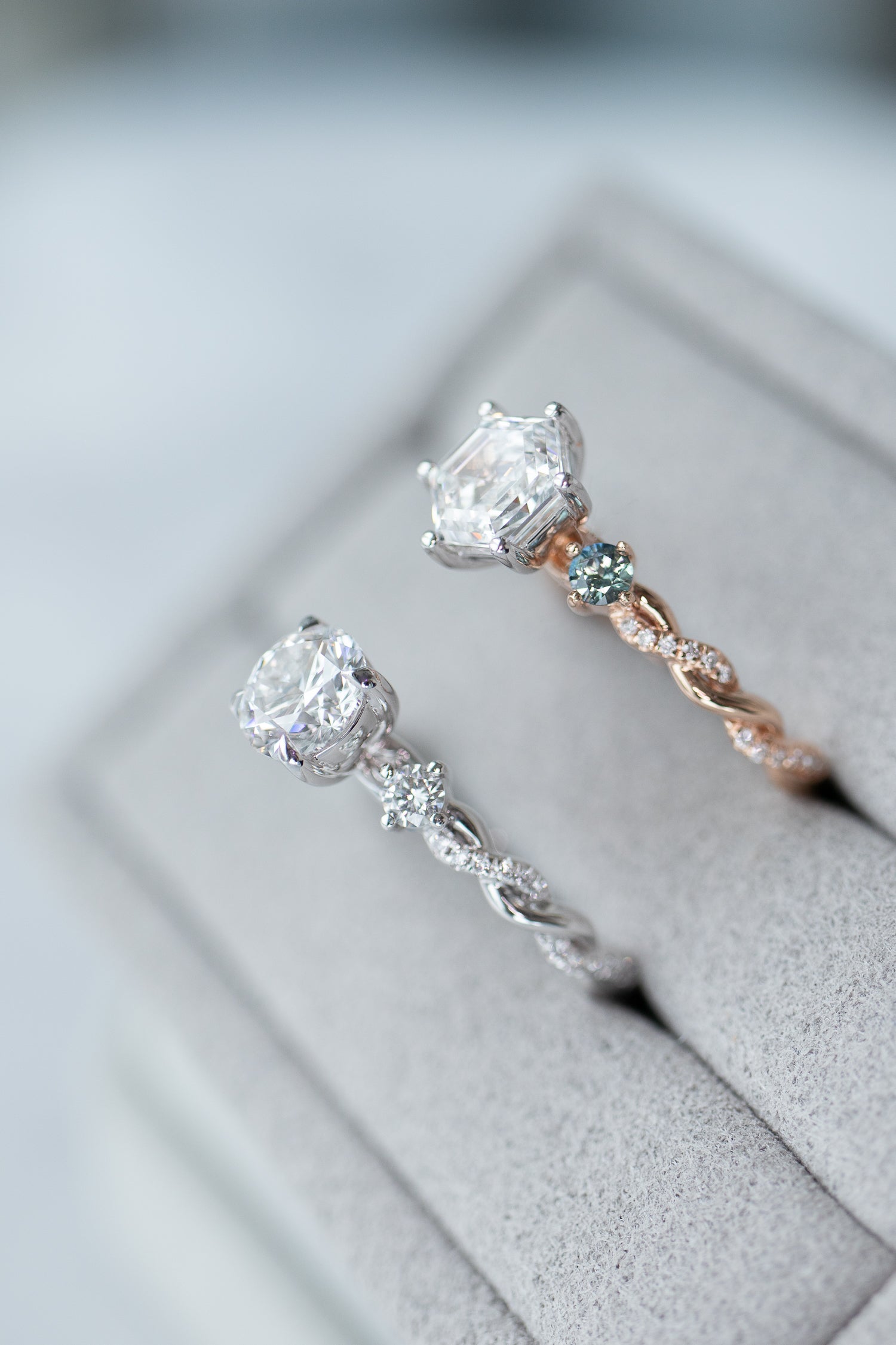 Brilliant Cut Round Diamond 0.80ct (With GIA Certificate) & diamonds 18K White Gold Ring