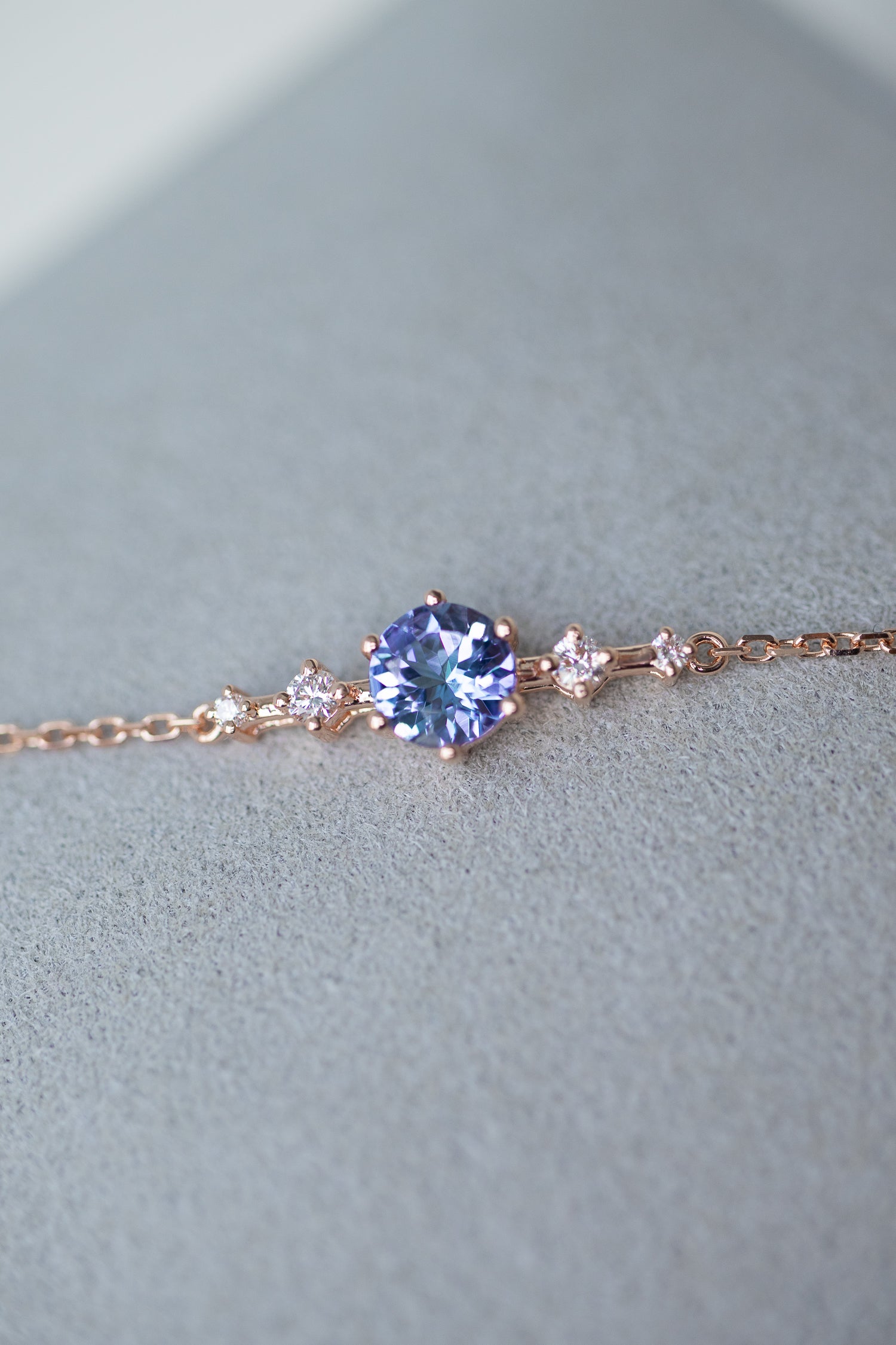 Rose Rossignol Tanzanite 0.40ct & diamonds 18K Gold Bracelet