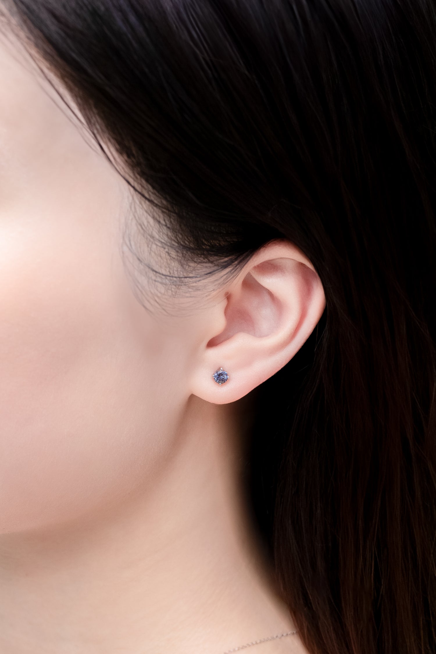 Ciel Étoilé Spinel 0.30+0.30ct 18K Gold Stud Earrings