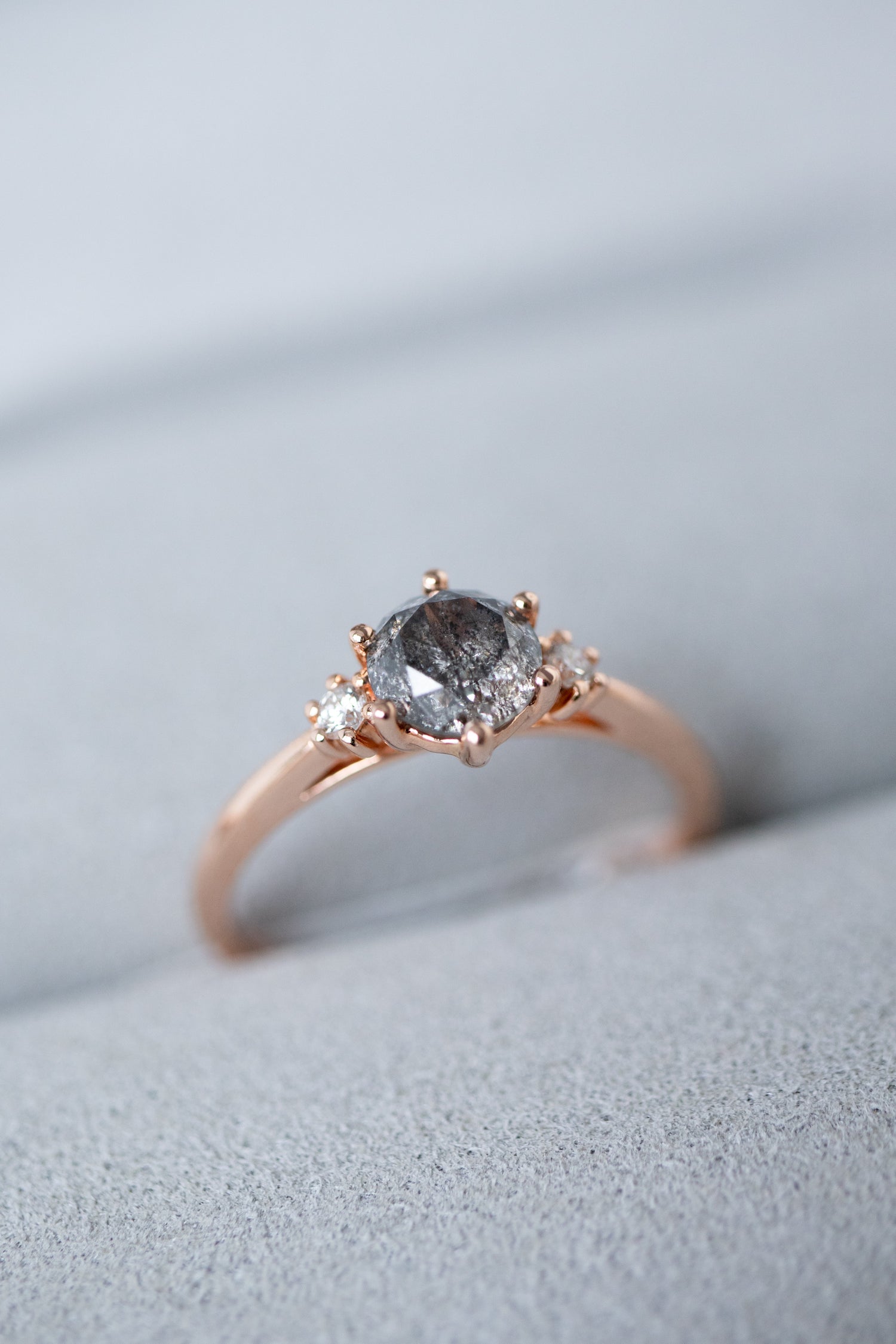 0.79ct Naine Noire Salt & Pepper Diamond & white diamonds 18K Rose Gold Ring