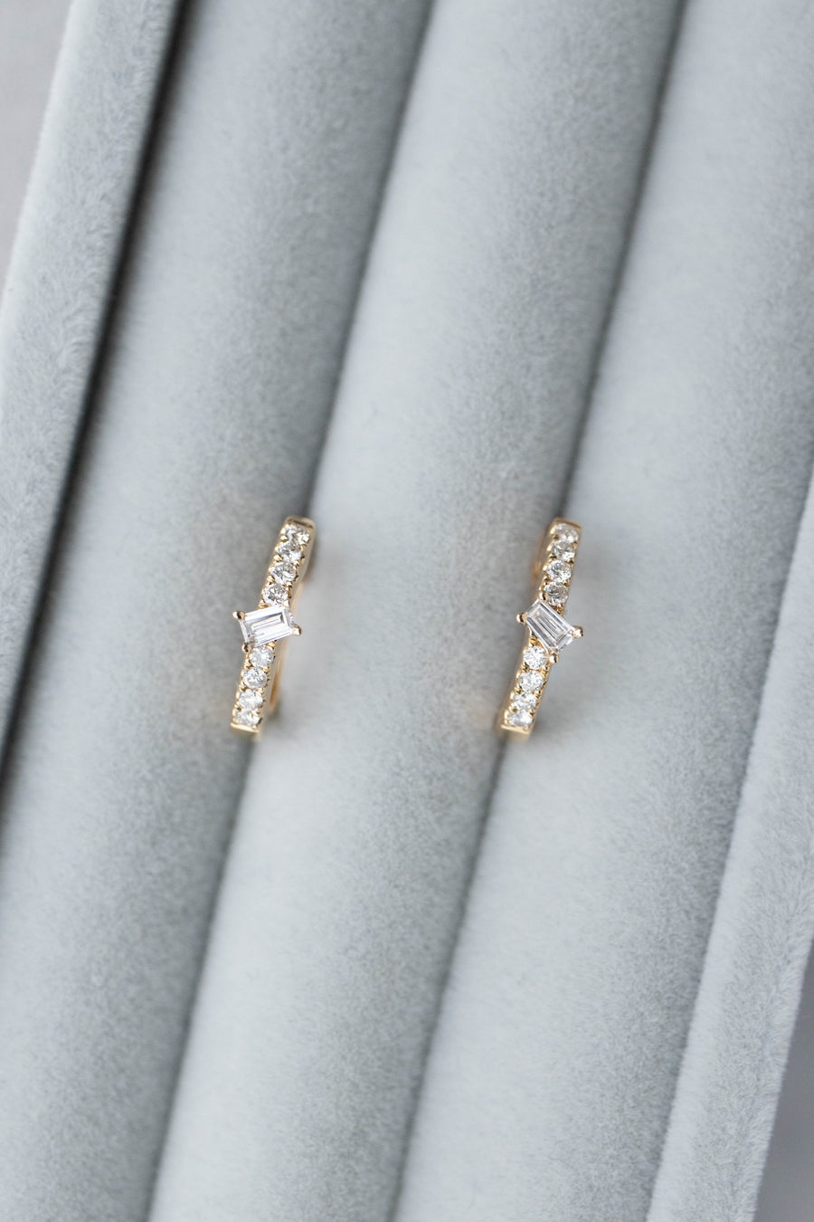 Ciel étoilé Top Quality Diamond 18K Gold Hoop Earrings