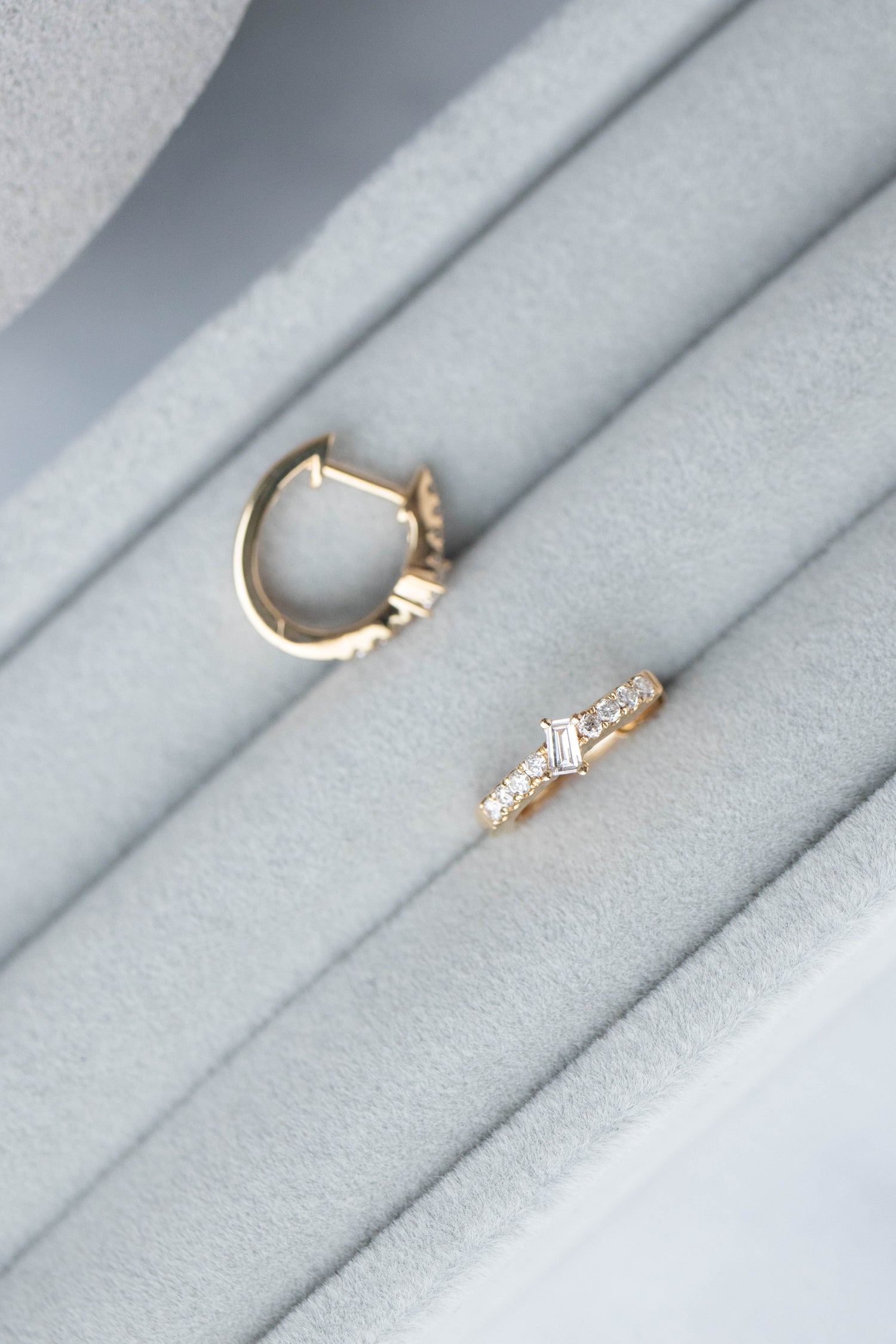 Ciel étoilé Top Quality Diamond 18K Gold Hoop Earrings