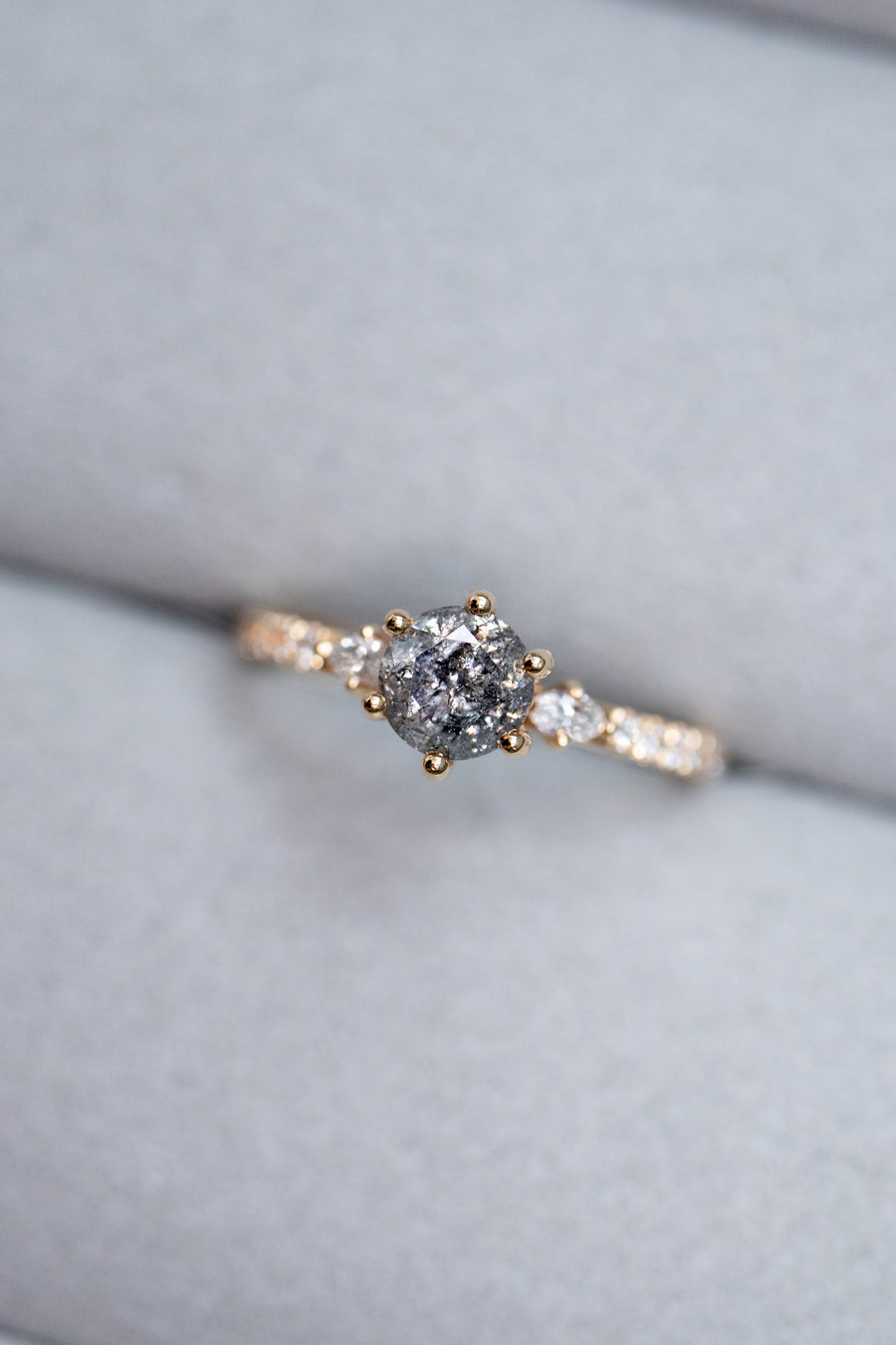 Pluton 0.53ct Salt and Pepper Diamond & White Diamond 18K Half Eternity Yellow Gold Ring