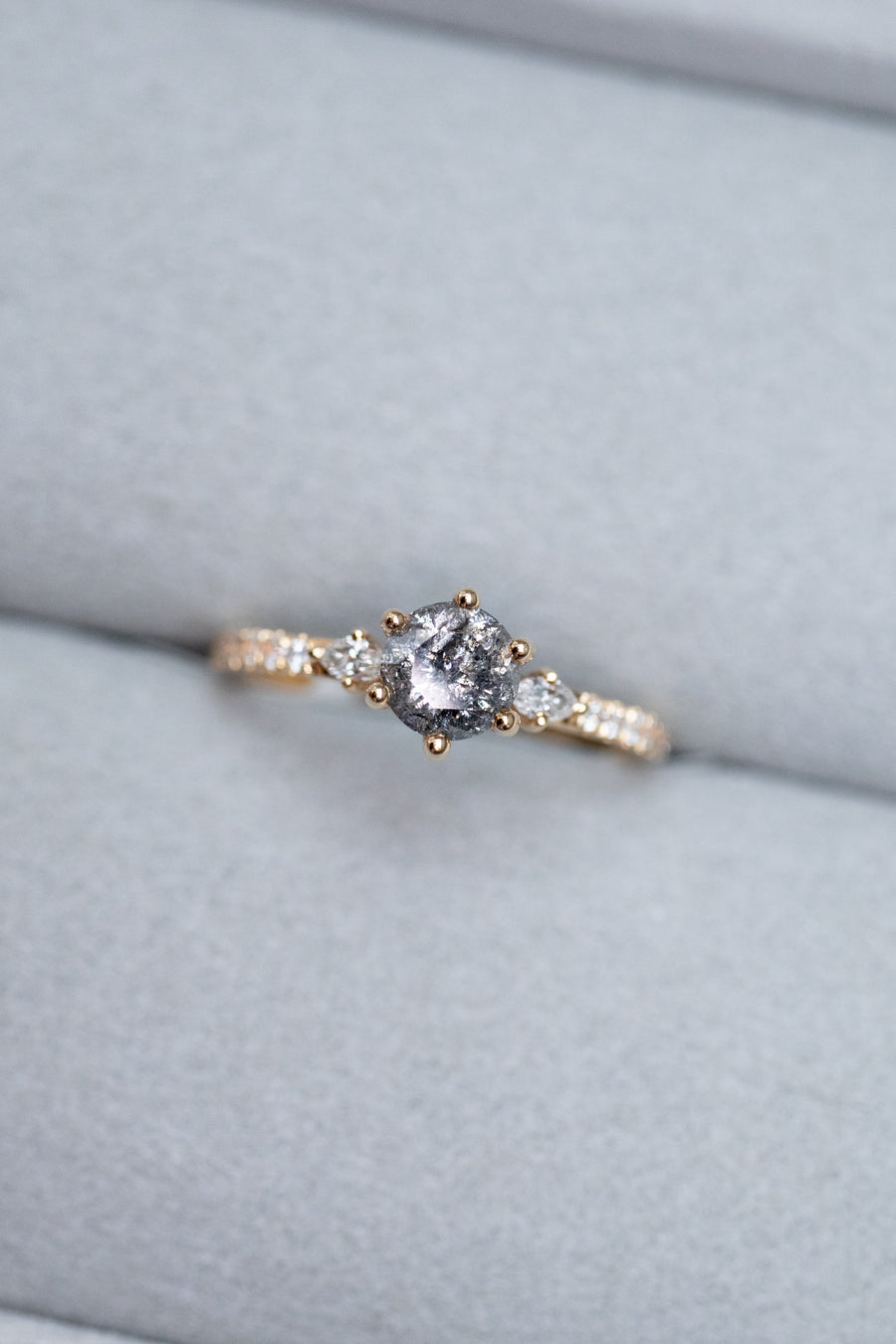 Pluton 0.53ct Salt and Pepper Diamond & White Diamond 18K Half Eternity Yellow Gold Ring