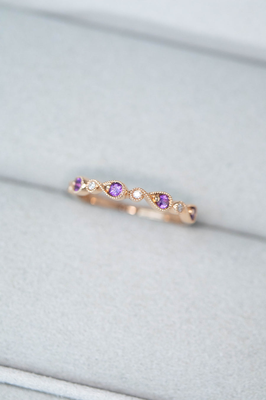 Flowing Round Amethyst & Diamond 14/18K Gold Ring
