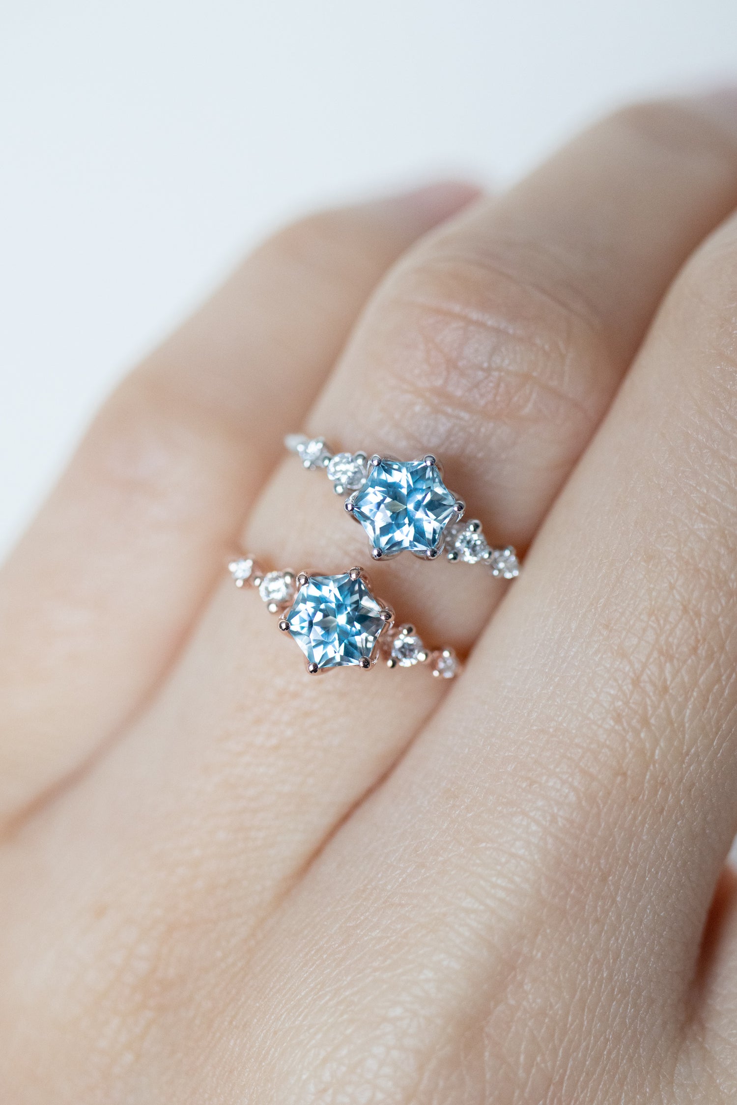 Starry Cut Hexagon Sky Blue Topaz 0.75ct and diamonds 14K/ 18K Gold Twisted Ring