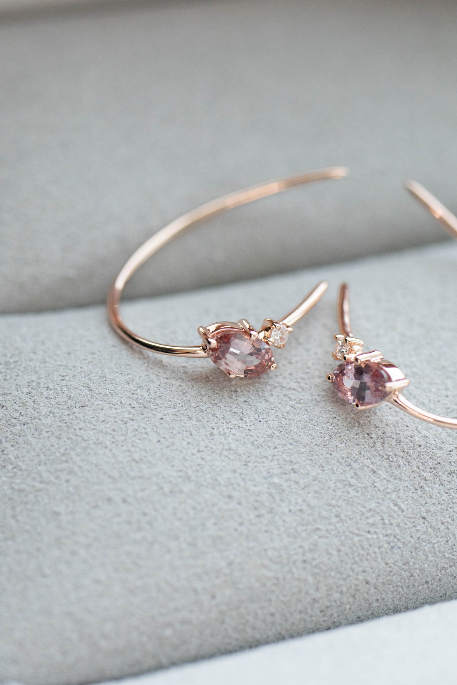 PREORDER - Pétales de rose Sapphire 0.23+0.23ct & diamonds 18K Rose Gold Hoop Earrings