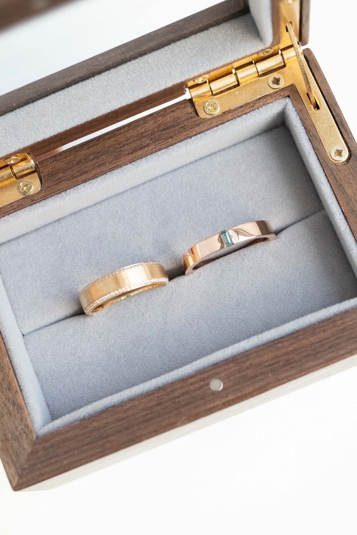Roméo et Juliette Sapphire 14/18K Gold Wedding Rings