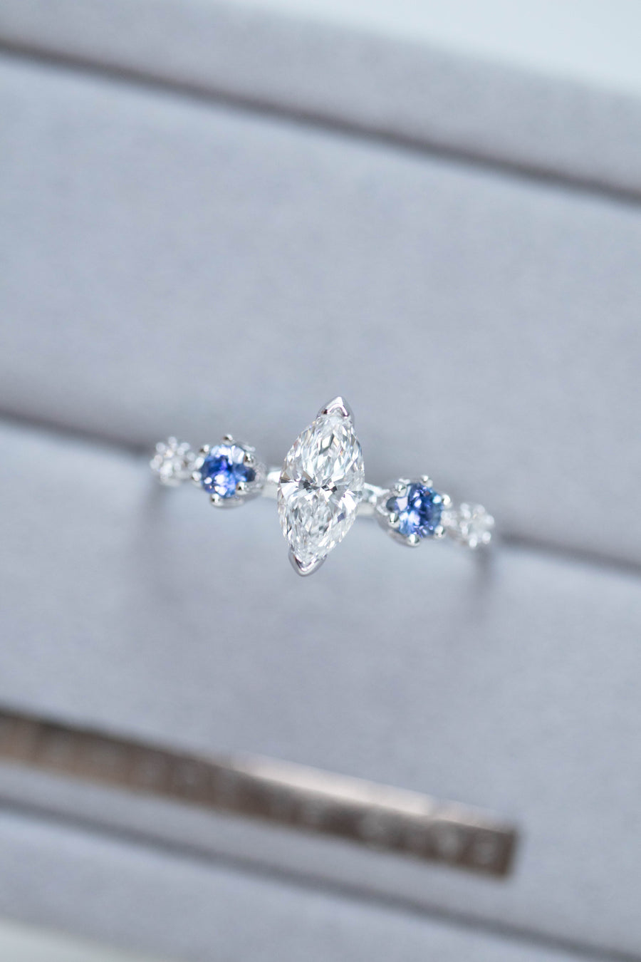 Brilliant Cut Marquise Diamond 0.40ct (With GIA Certificate) & Sapphire diamond 18K White Gold Ring