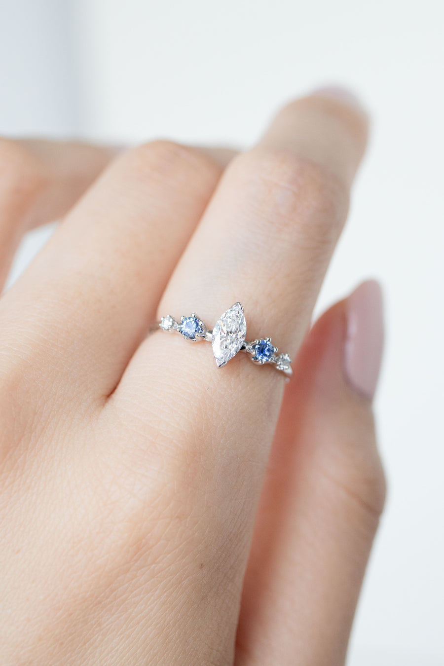 Brilliant Cut Marquise Diamond 0.40ct (With GIA Certificate) & Sapphire diamond 18K White Gold Ring