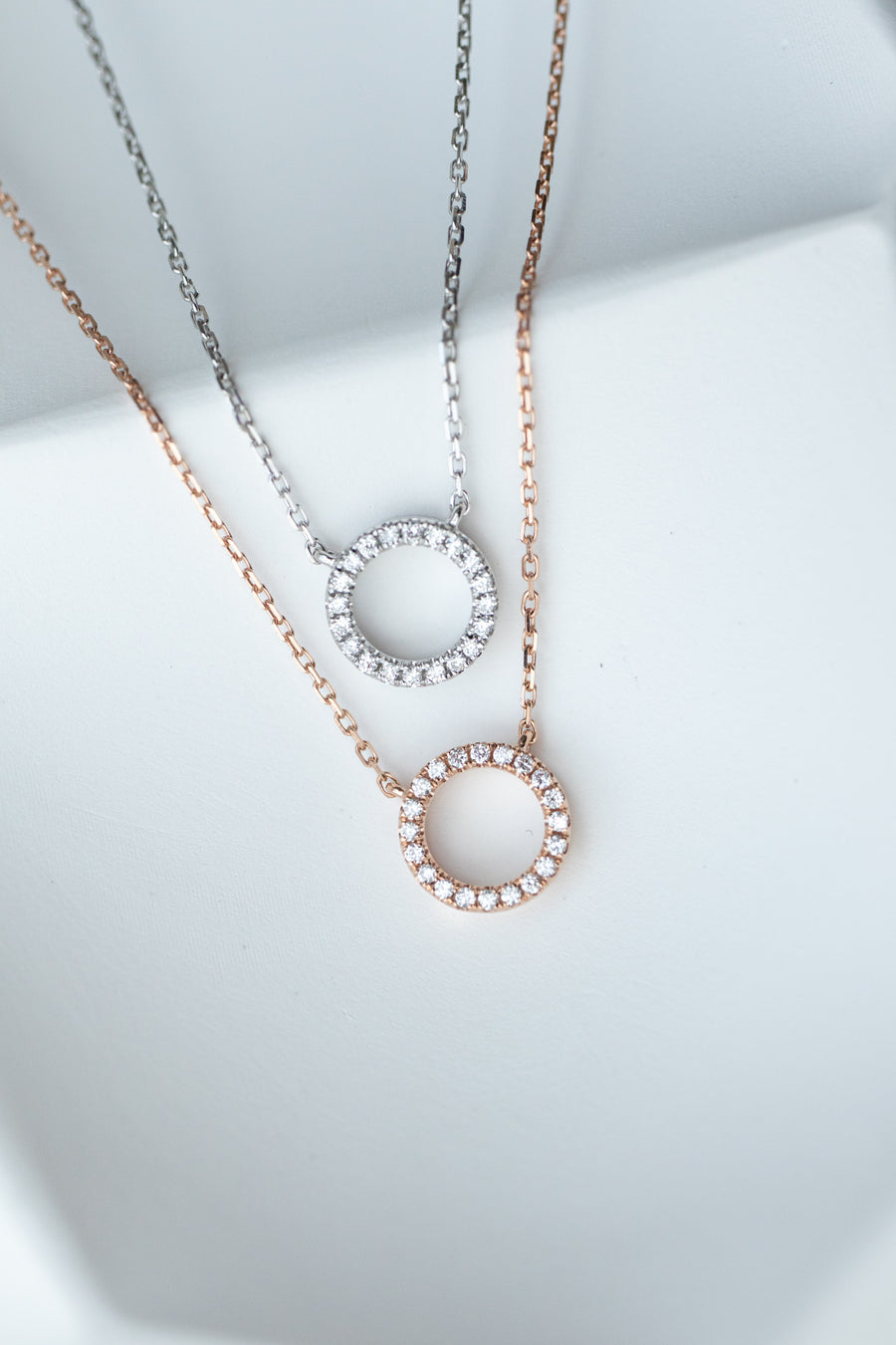 Diamant Tiny O Top Quality Diamond 14/18K Gold Necklace