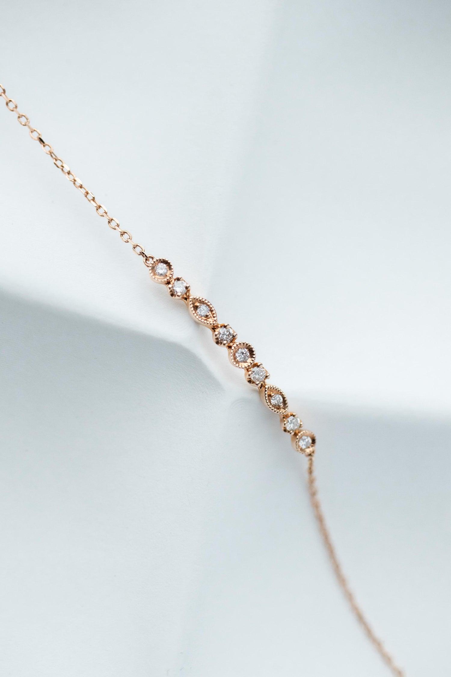 PREORDER - Marquise and round-shaped Diamonds 14/ 18K Gold Bracelet