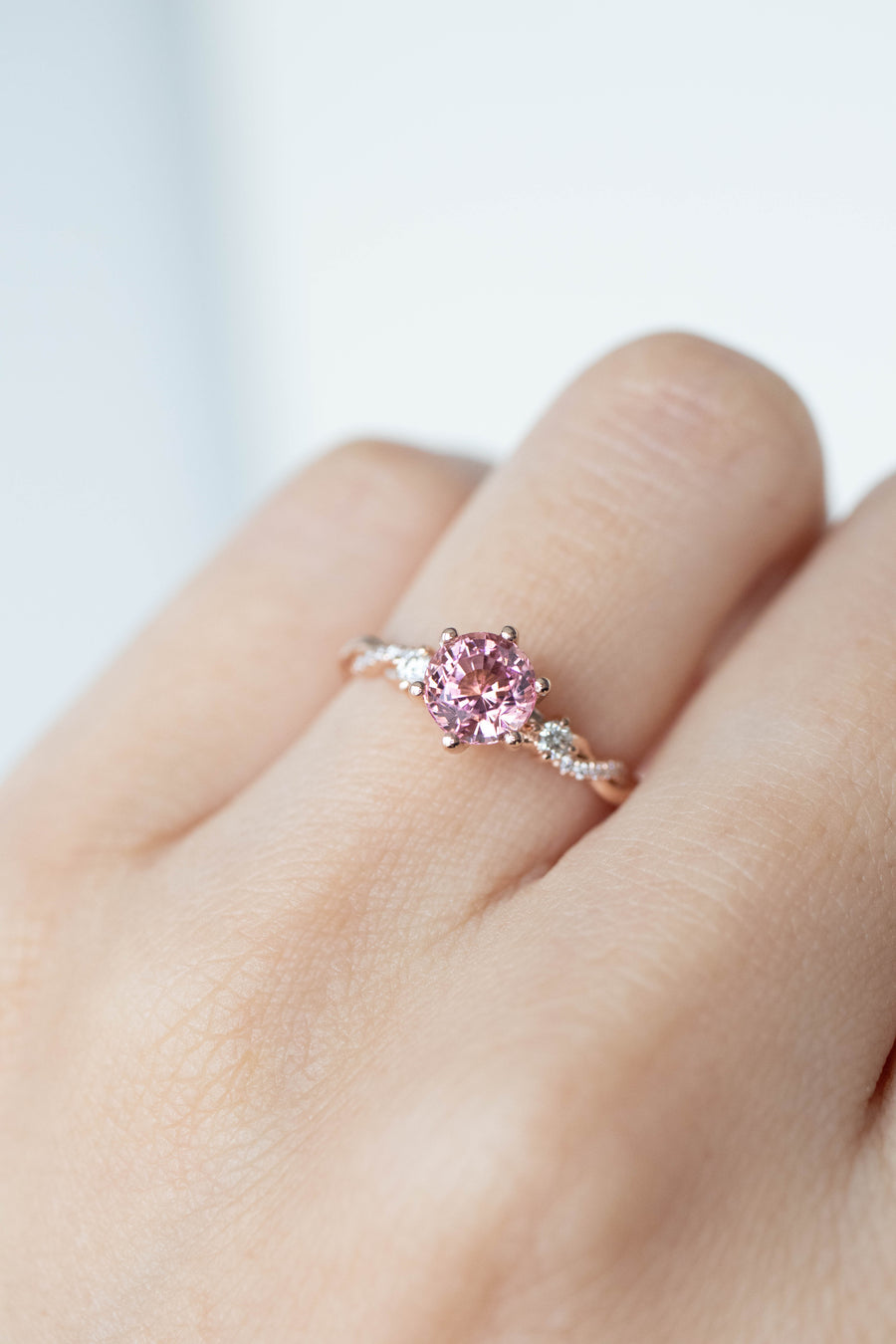 Coucher de soleil Tourmaline 1.03ct (With Certificate) & diamonds 18K Rose Gold Ring