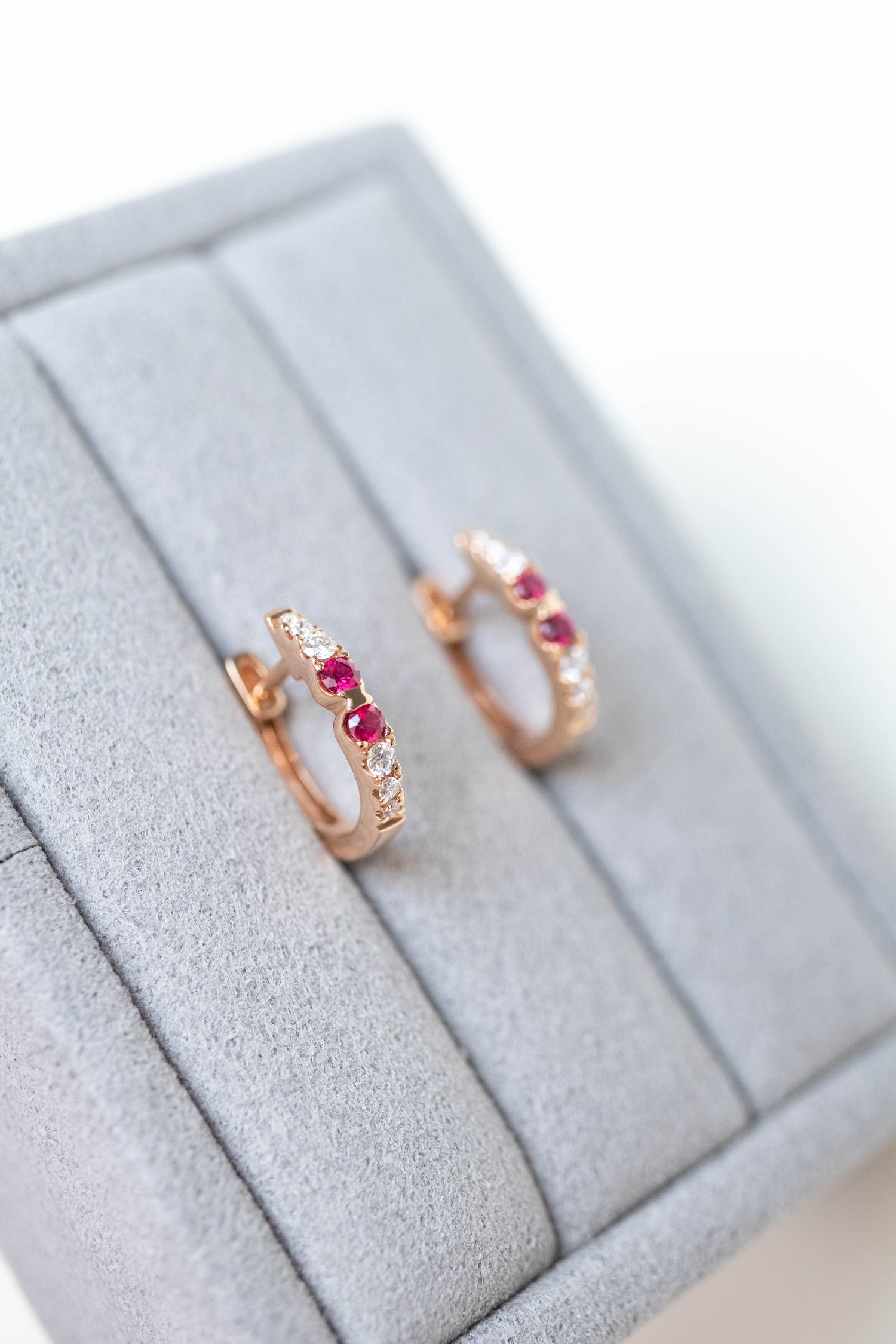 Point de feu Rubies & Diamonds 18K Gold Hoop Earrings