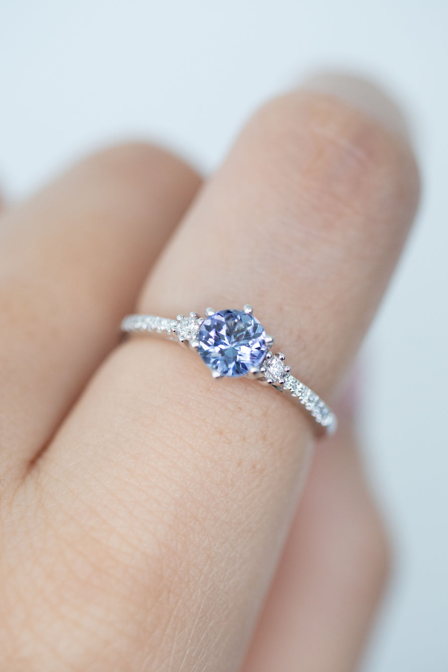 Glycine Tanzanite 0.48ct & diamonds 18K White Gold Half Eternity Ring
