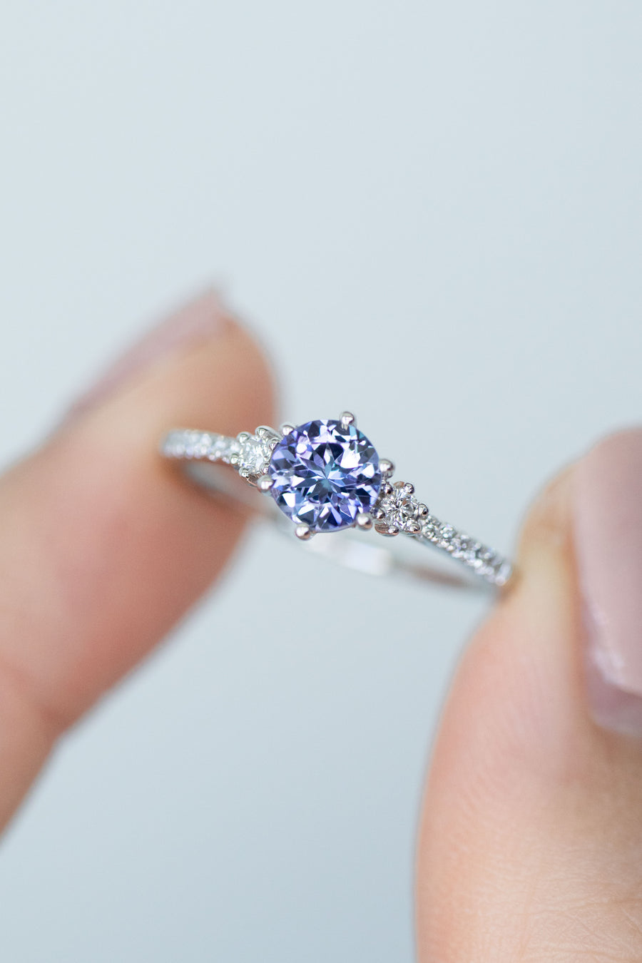 Glycine Tanzanite 0.48ct & diamonds 18K White Gold Half Eternity Ring