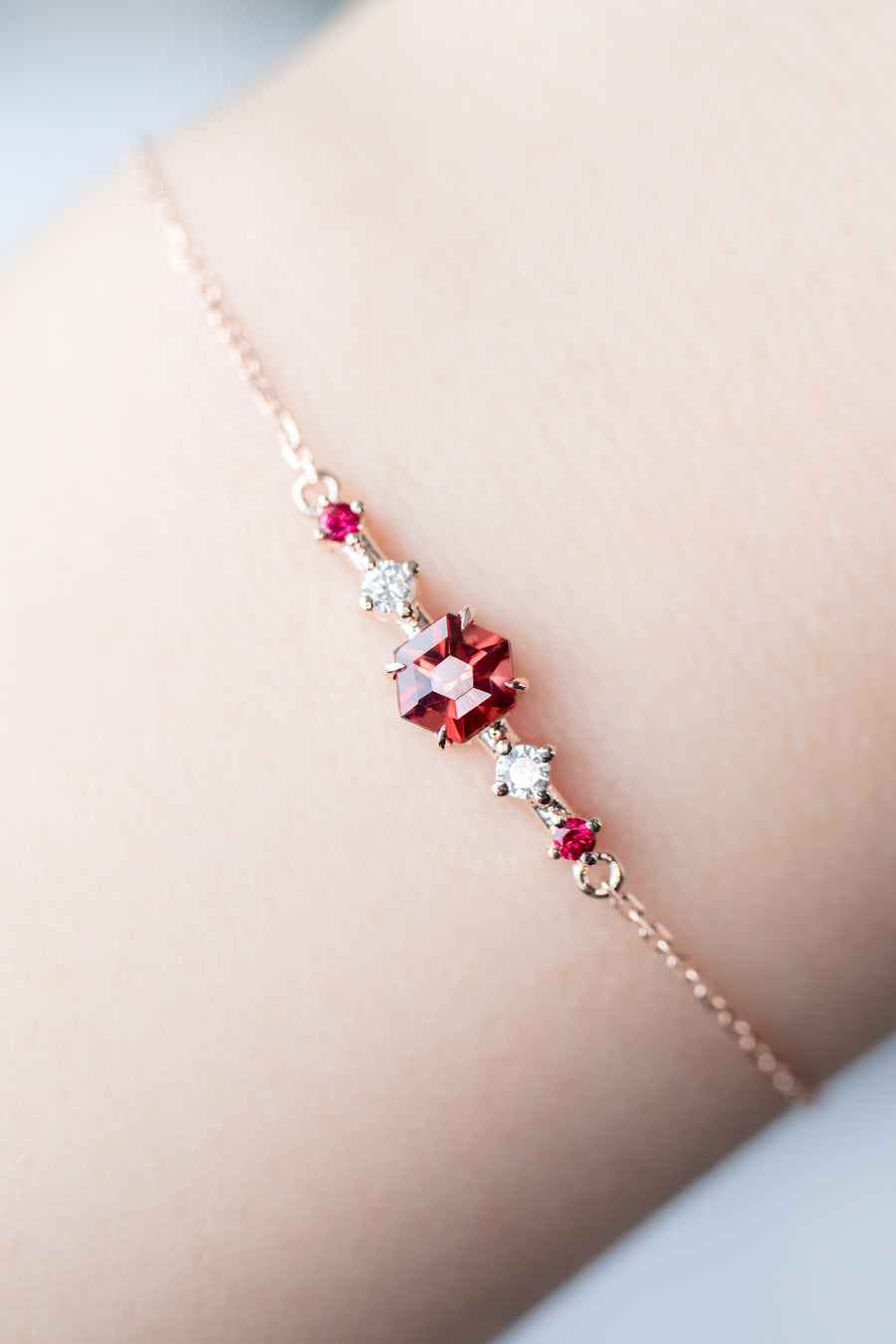 Signature Hexagon 0.51carat Garnet & diamond 14/18K Rose Gold Bracelet