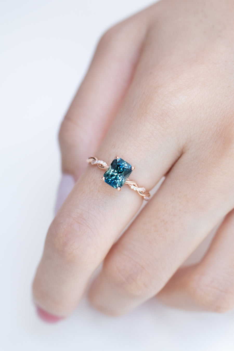 1.78carat Radiant Teal Sapphire (Unheated with Certificate) & total 0.096carat Natural Diamonds Engagement 18K Rose Gold Ring