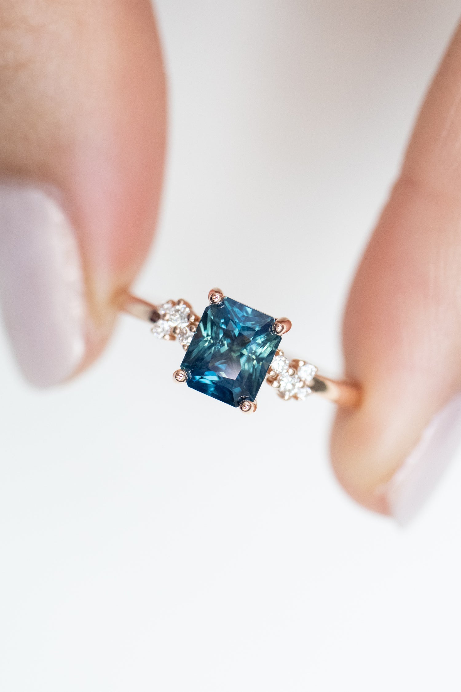 1.51ct Radiant Teal Sapphire (Unheated with Certificate) & diamonds 18K Rose Gold Ring