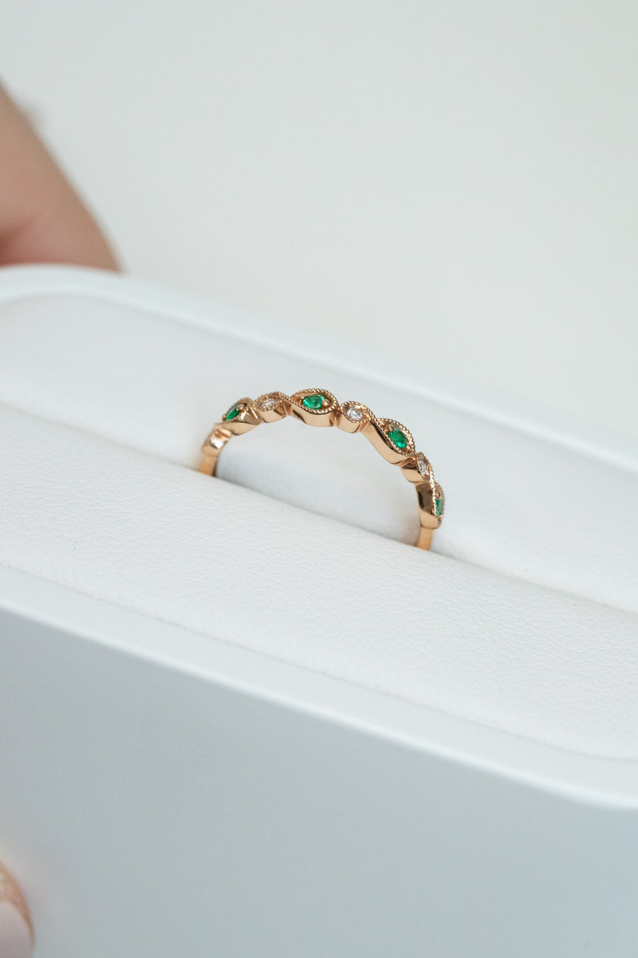 Flowing Round Emerald & Diamond 14/18K Gold Ring