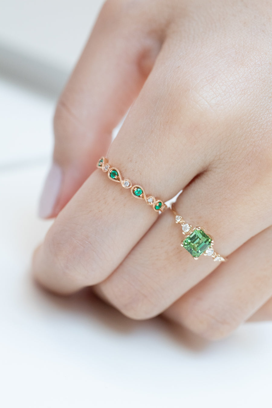 Flowing Round Emerald & Diamond 14/18K Gold Ring