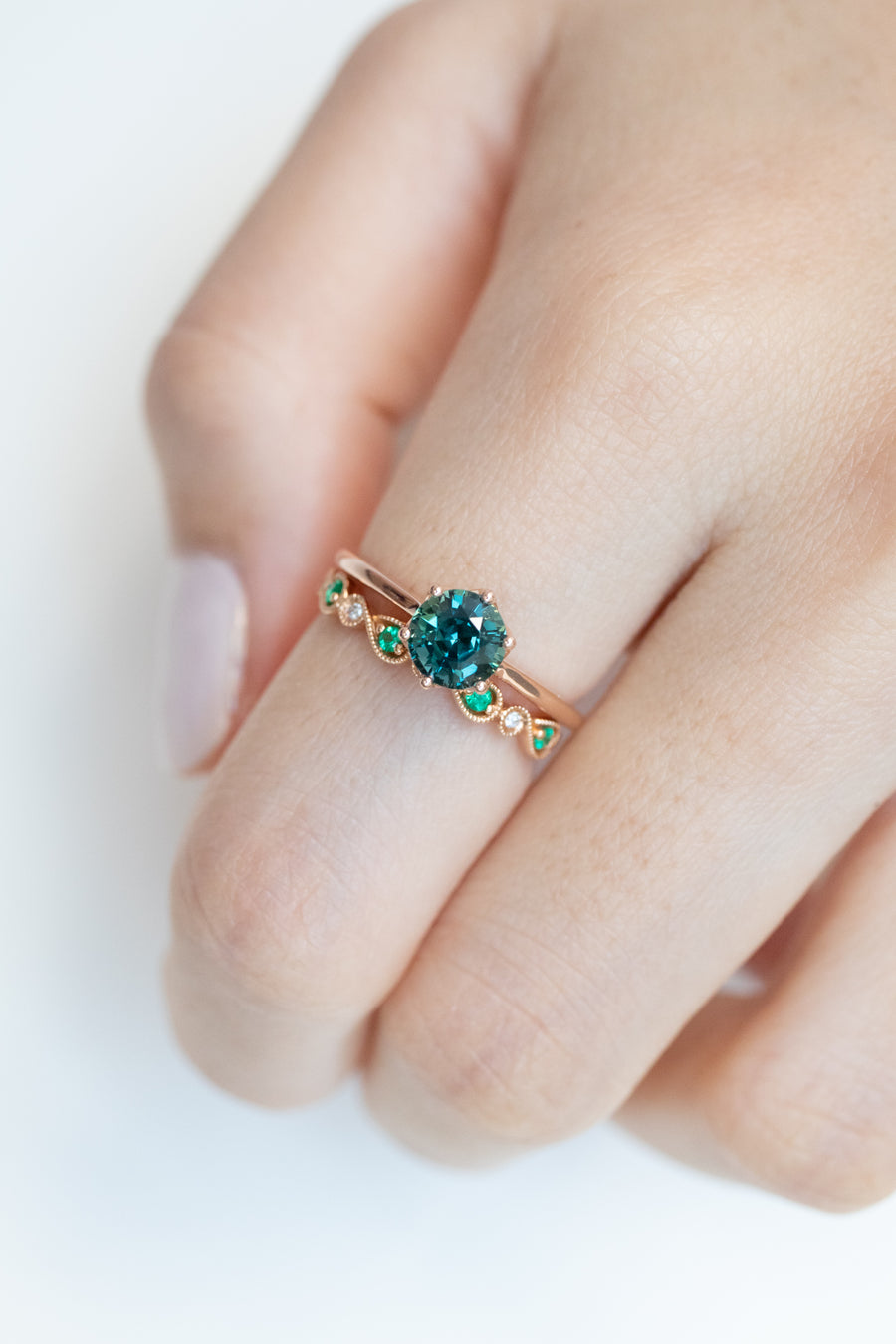 Flowing Round Emerald & Diamond 14/18K Gold Ring