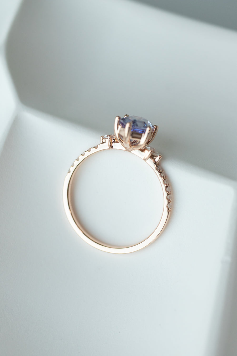 1.09carat Hexagon Tanzanite and total 0.17carat diamond 18K Rose Gold Ring