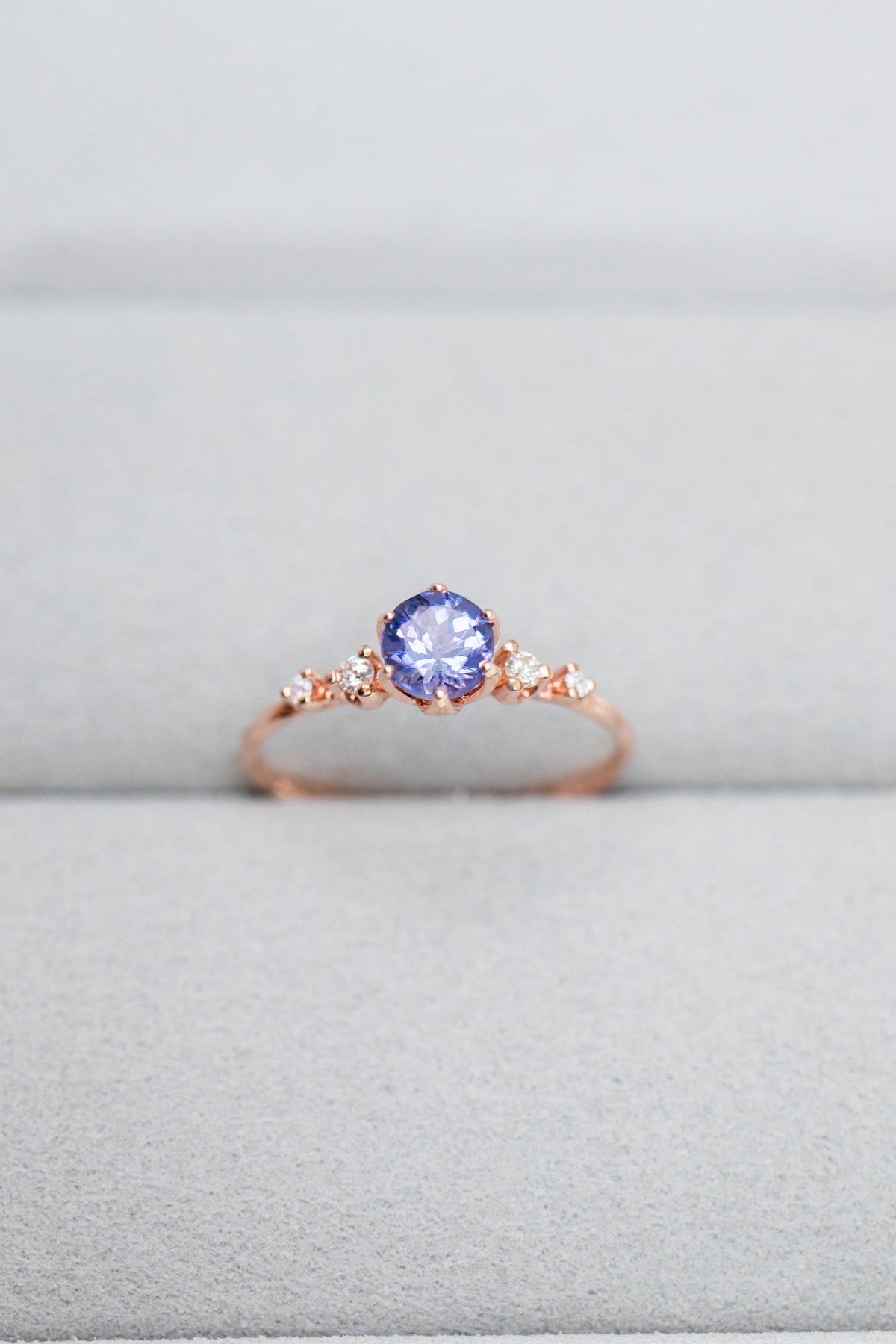 PREORDER - ~0.40ct Five Stone twisted Tanzanite & diamonds 14/18K Gold Ring