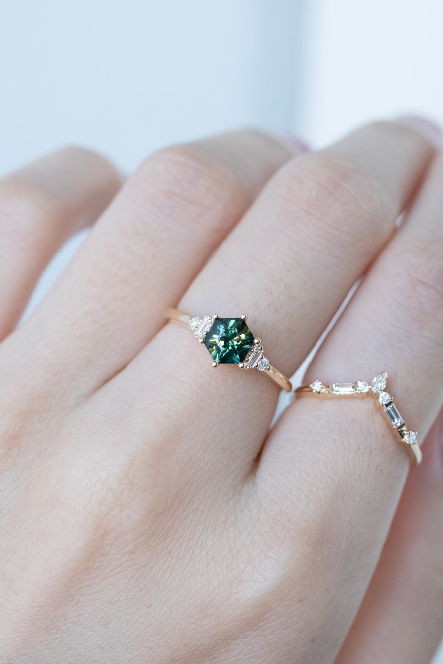 1.00ct Signature Hexagon Teal Sapphire (Unheated with Certificate) & diamond 18K Yellow Gold Ring