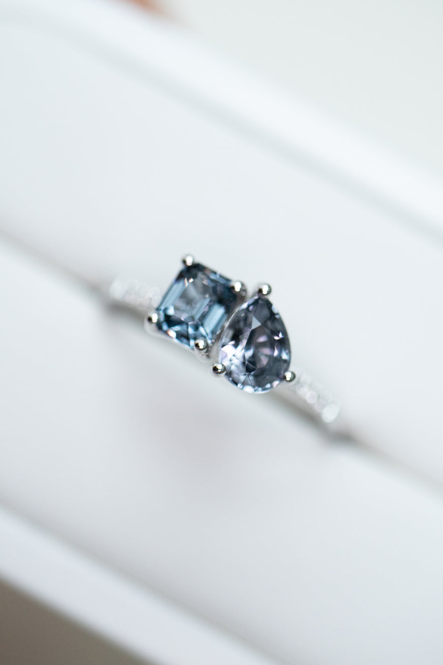 Total 0.60carat Emerald Pear Graylish Spinel & diamond 14K White Gold Ring
