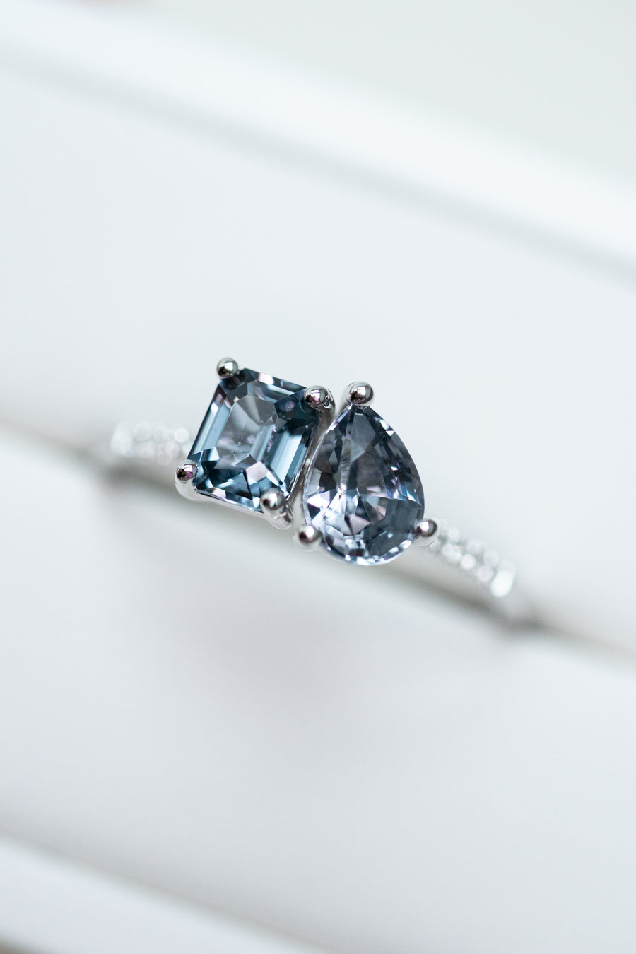 Total 0.60carat Emerald Pear Graylish Spinel & diamond 14K White Gold Ring