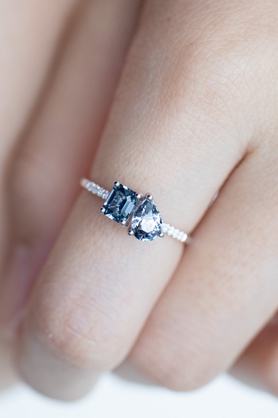 Total 0.60carat Emerald Pear Graylish Spinel & diamond 14K White Gold Ring
