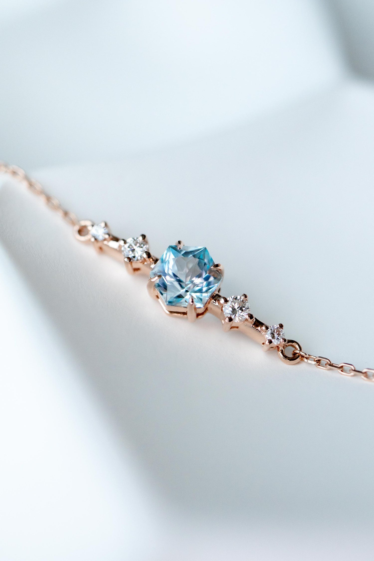 Five Stone Hexagon Sky/ Swiss Blue ~0.60-0.65ct Topaz & diamonds 18K Gold Bracelet