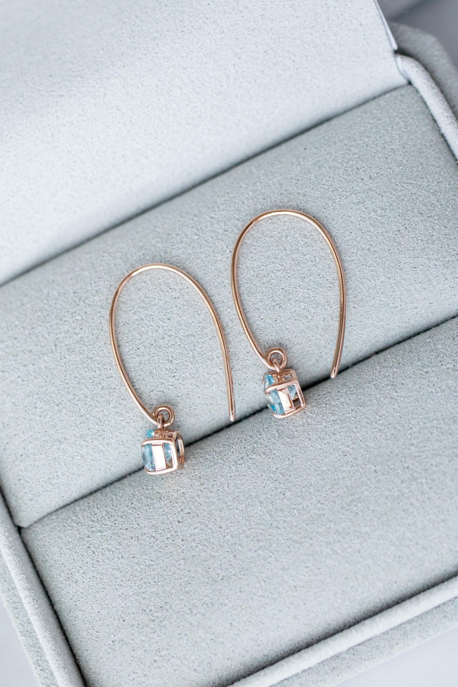 Starry Hexagon Sky Blue Topaz 0.65+0.65ct 14/18K Gold Hoop Earrings