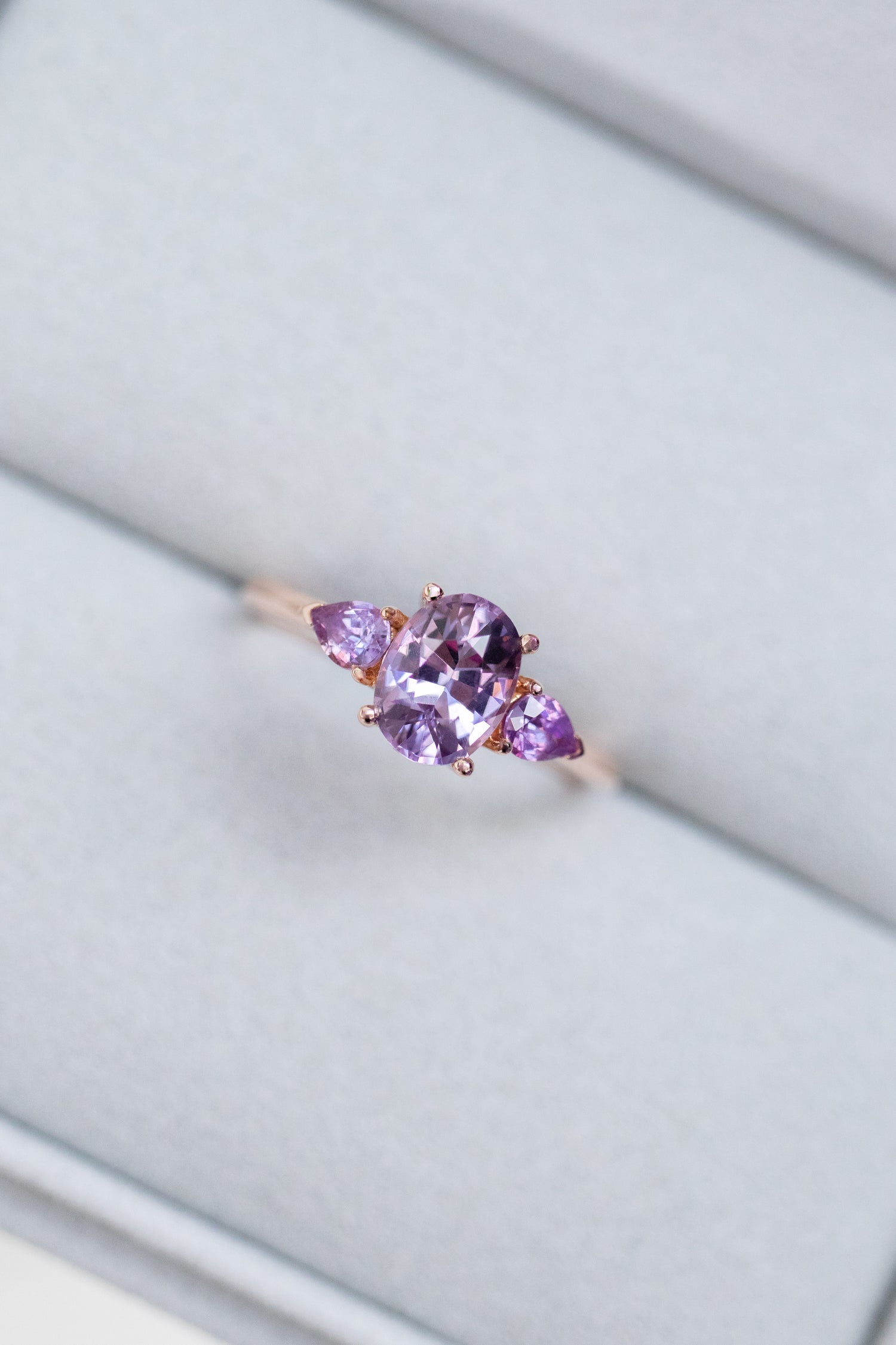 1.20ct Oval Purple Spinel (With Certificate) & Sapphires 18K Rose Gold Ring