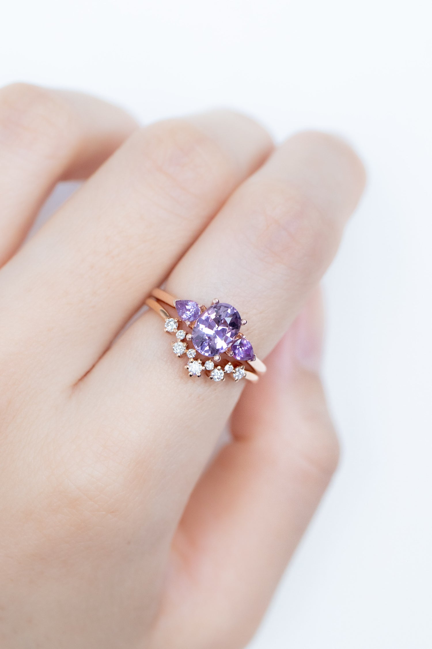 1.20ct Oval Purple Spinel (With Certificate) & Sapphires 18K Rose Gold Ring