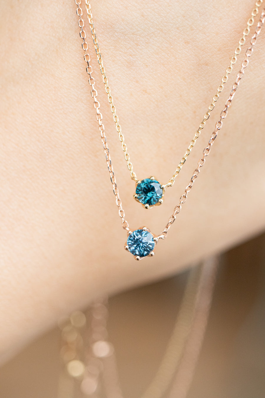 0.40ct Blue Spinel 18K Yellow Gold Necklace